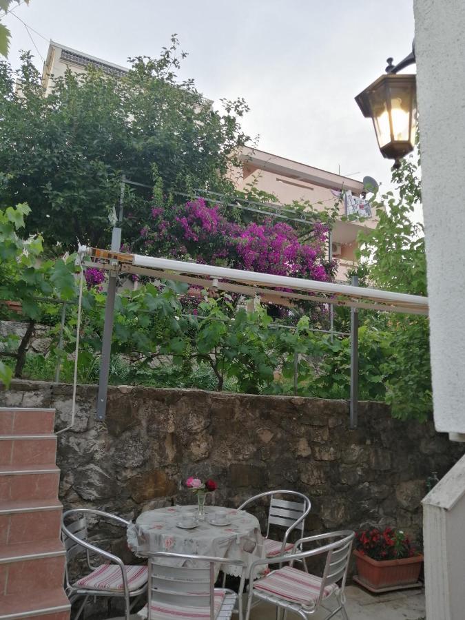Apartments Kuc Bar Luaran gambar